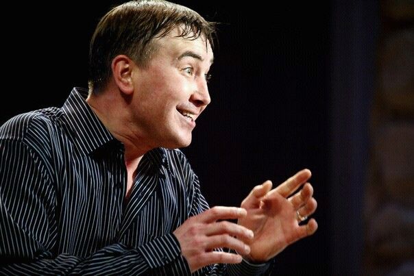 Спектакль Уфимского молодежного театра Гарнир по-французски. В роли Робера Артем Асмаев. Фото предоставлено Артемом Асмаевым.jpg