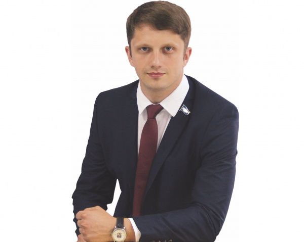 Мирбадалев.jpg