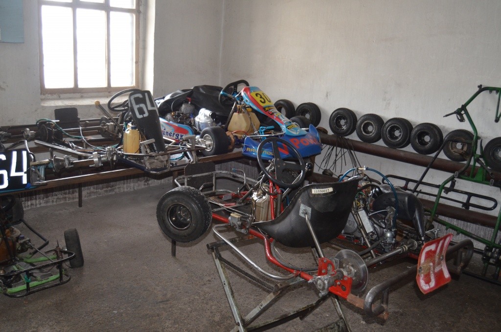 На вооружении юных параньгинских картингистов находятся девять юрких машин.JPG