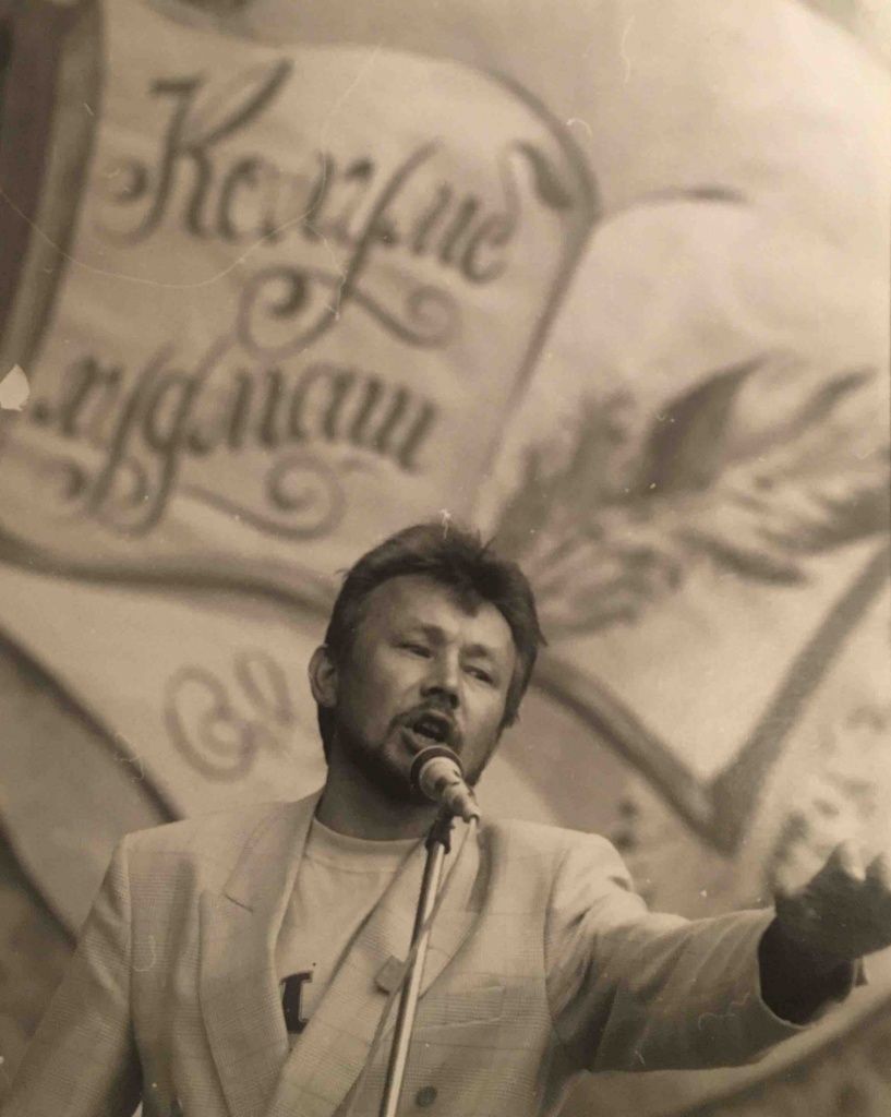 Колумбовские чтения. Поэзия- еще одна любовь творческого человека. Геннадию Гордееву немногим больше, чем 20 лет....jpg Колумбовские чтения. Поэзия- еще одна любовь творческого человека. Геннадию Гордееву немногим больше, чем 20 лет....jpg