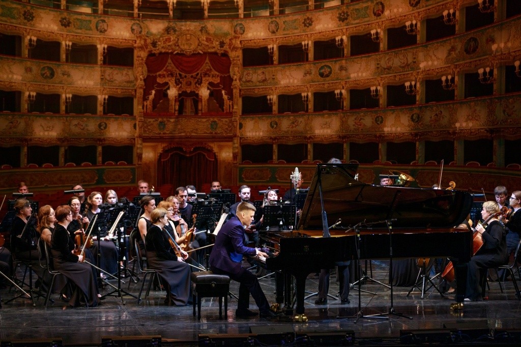 Исполнение Егора Карпочева было грандиозным. Фото Евгения Никифорова.jpg