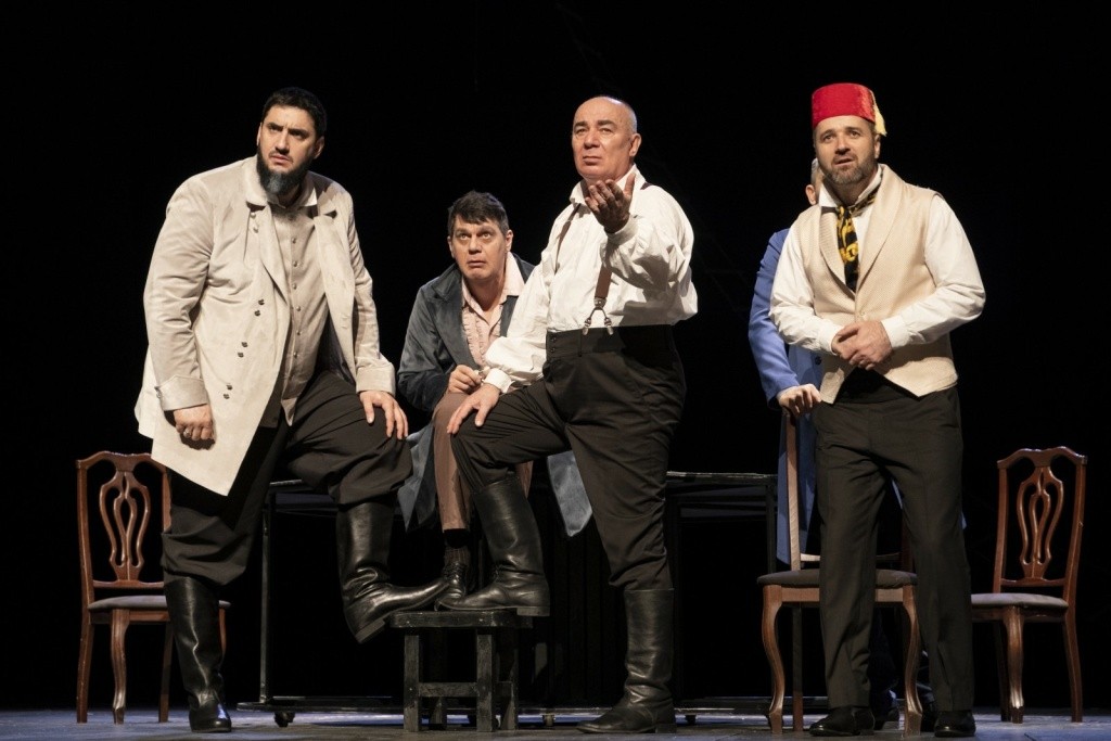 Русский театр им. М. Лермонтова из Республики Чечня везут на фестиваль Гоголевского Ревизора. Фто предоставлено АРТД им. Г. Константинова.jpg