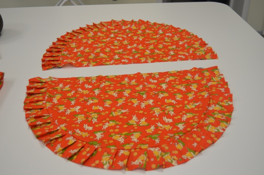 Фартучки почти готовы.jpg