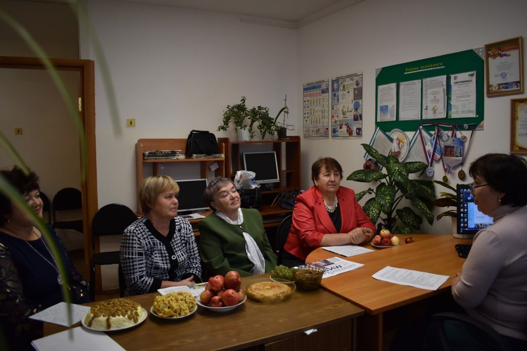 Получился кулуарный конкурс. (Фото предоставлено КЦСОН Мари-Турекского района).