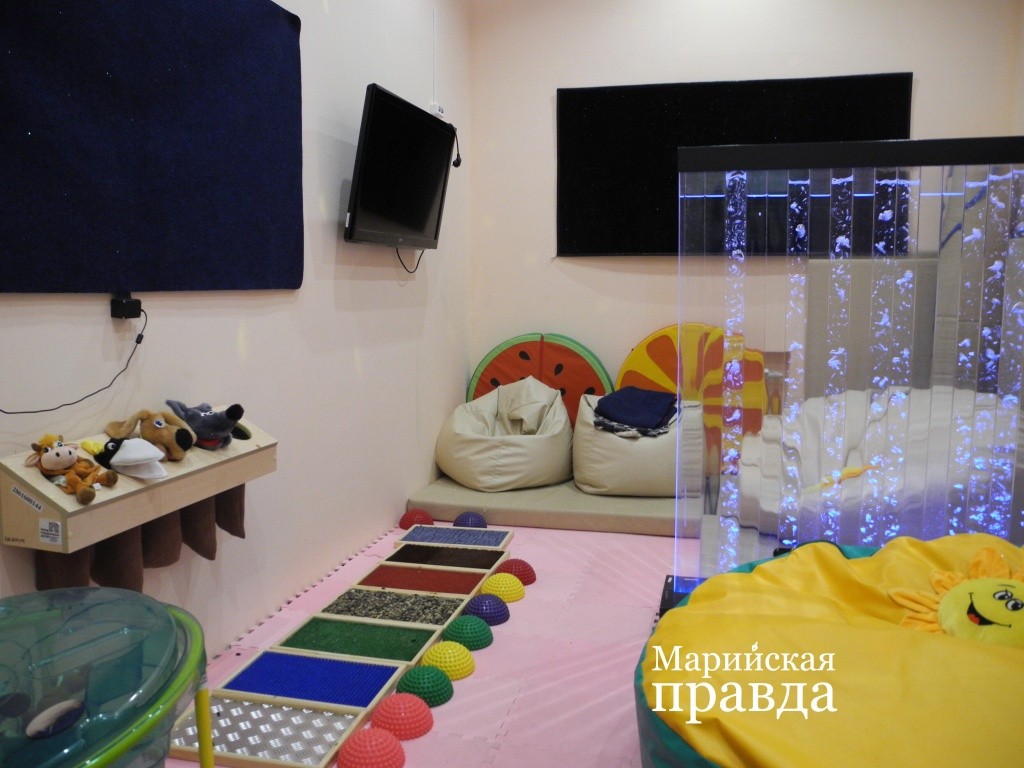 Сенсорная комната поможет в релаксации. (Фото Натальи Кулишовой/"Марийская правда").