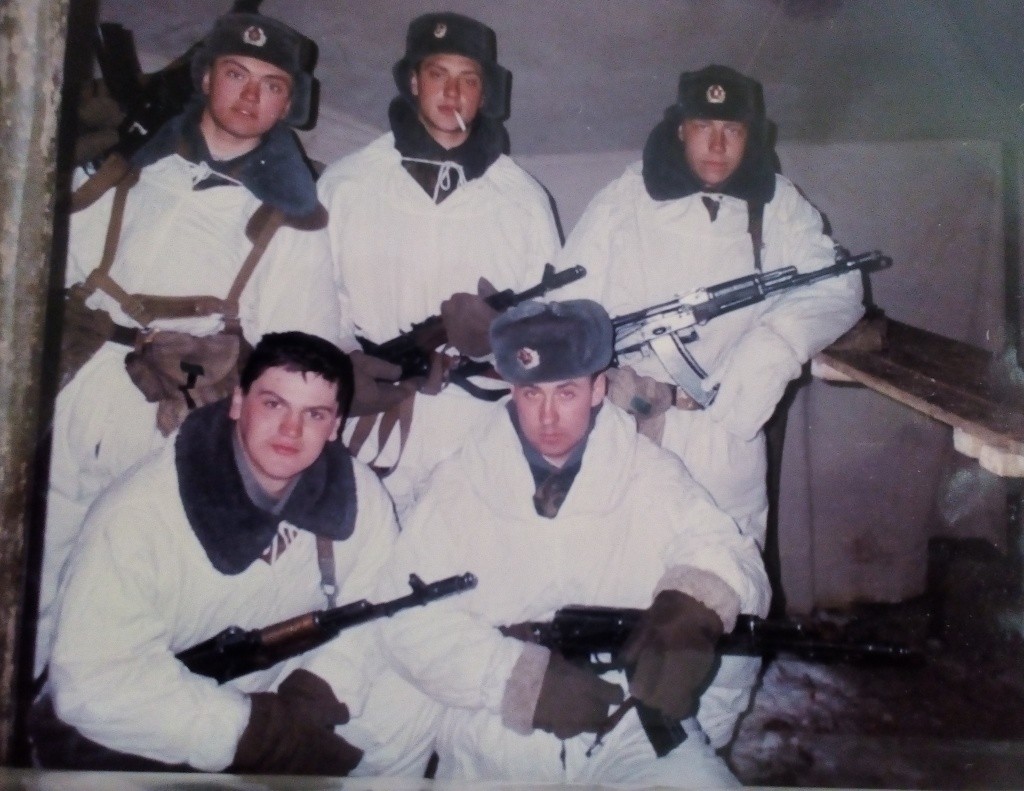 ВДВ в Маскхалатах.jpg