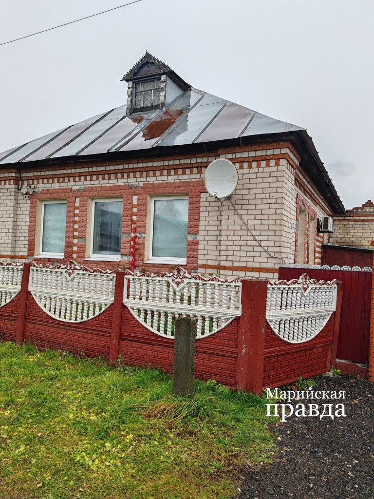 Живут отец с сыновьями вот в этом симпатичном доме на улице Механизаторов1.jpg