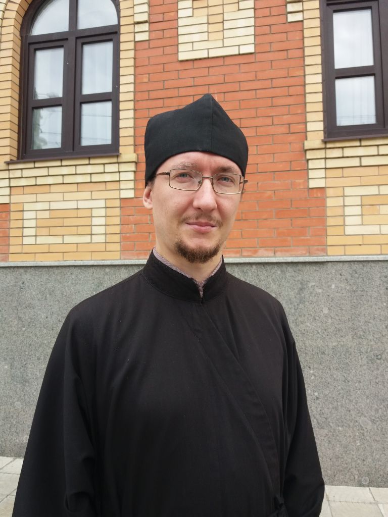 Священник Дмитрий Смирнов.(Фото Натальи Кулишовой).