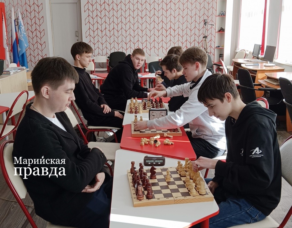 Шахматисты 1.jpg