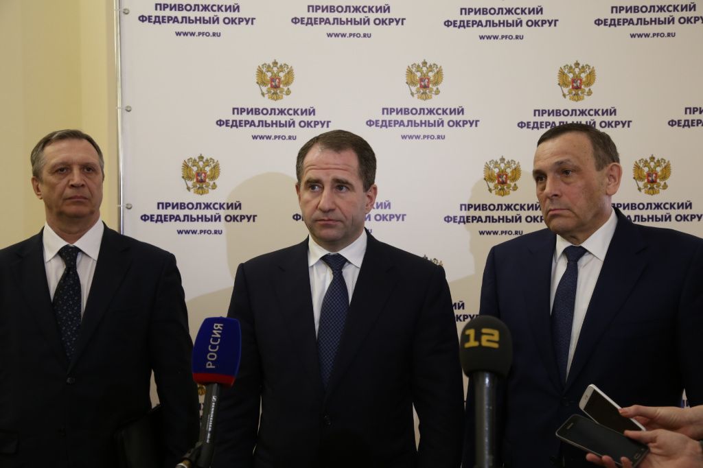 Выход к прессе Выход к прессе