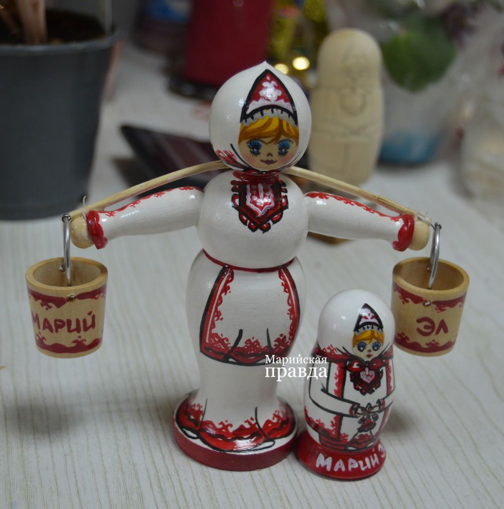 девушка с коромысломr.jpg девушка с коромысломr.jpg