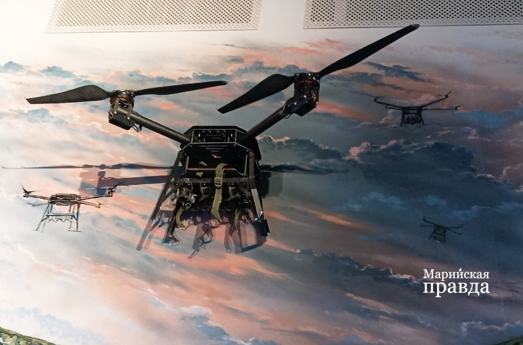 Известная Баба Яга - дрон вражеской стороны, сбитый бойцами из Марий Эл в Запорожской области.jpg