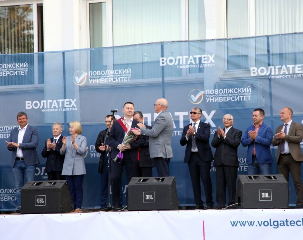 Гордость "политеха" - выпускники. (Фото пресс-службы ПГТУ).