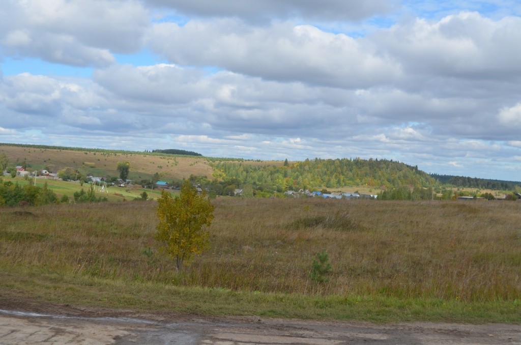 Местность тут холмистая.JPG