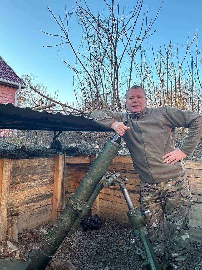 Timur_Sergeev_Na_pozitsii.jpg Timur_Sergeev_Na_pozitsii.jpg