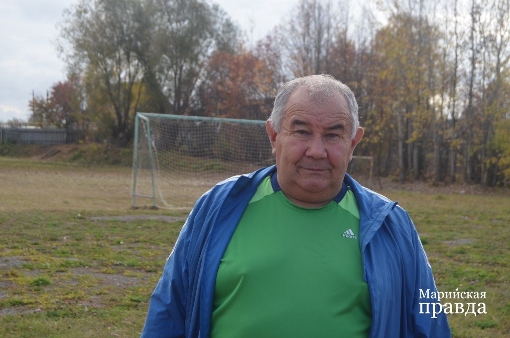 Тренер Иван Хлыбов человек в районе известный и уважаемый..jpg
