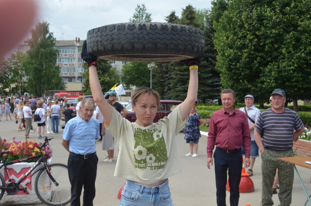 Есть женщины в наших селеньях....jpg