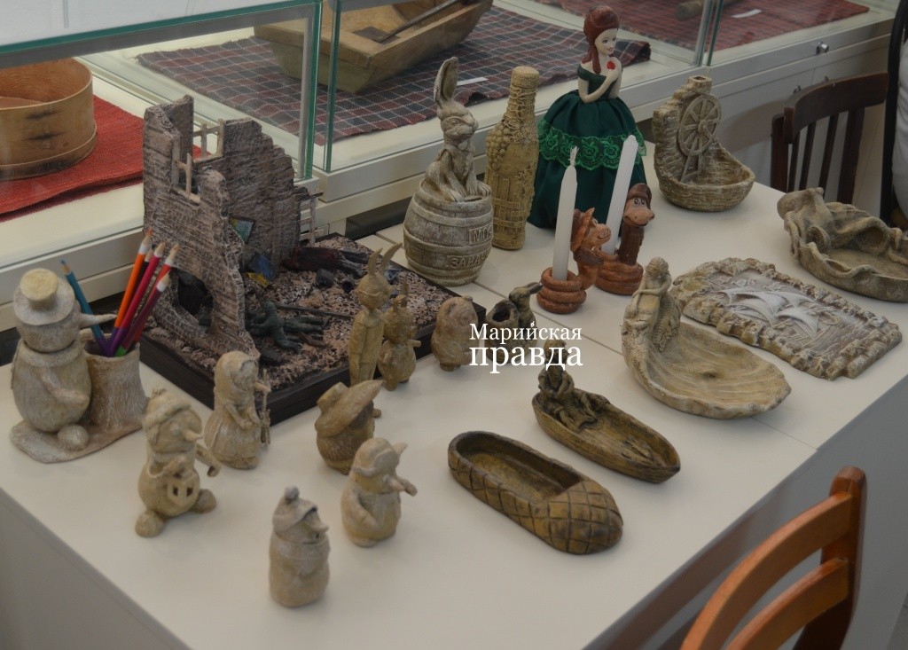 Поделки супругов Семейшевых.JPG