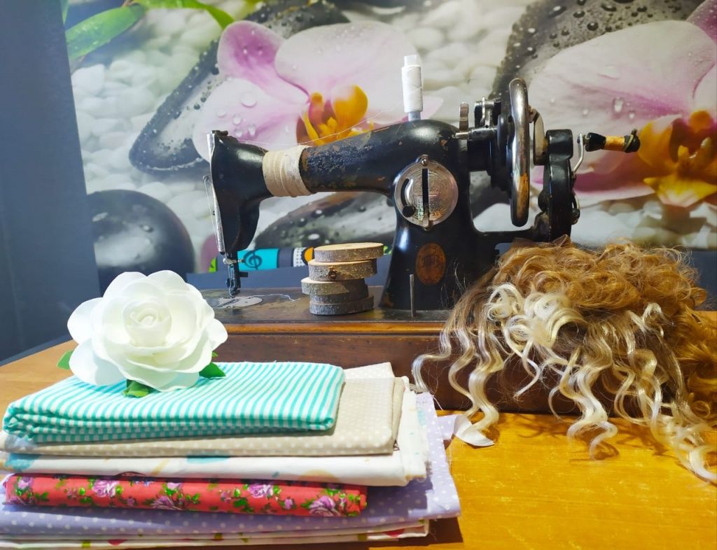 Старинная машинка до сих пор служит верой и правдой.jpg