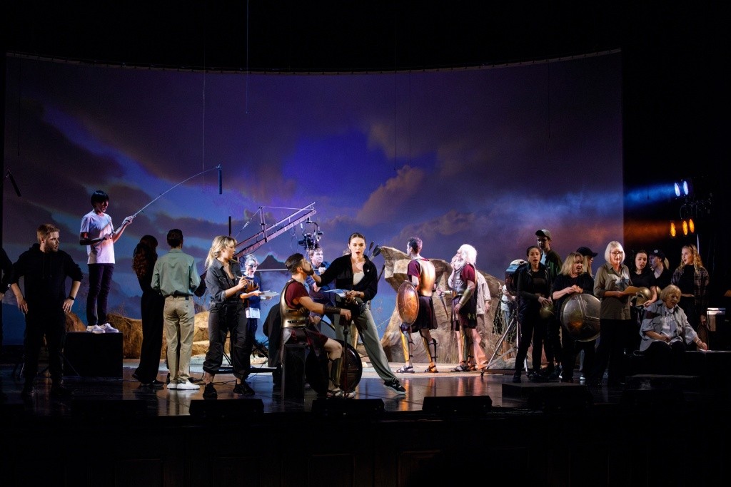 .jpg Новое прочтение классической оперы обогатило ее новыми красками. Фото Е. Никофорова.jpg