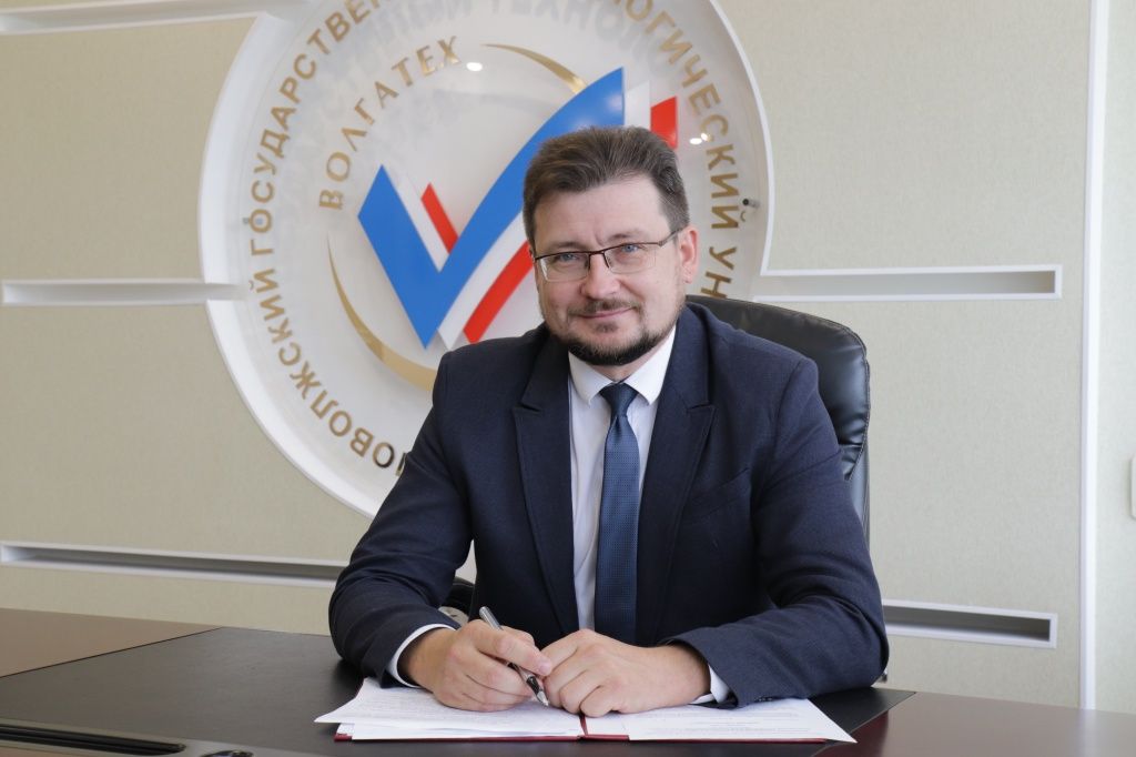 петухов ректор волгатеха.jpg