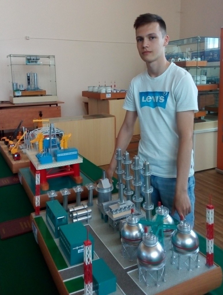 Кирилл Донин.jpg Кирилл Донин.jpg