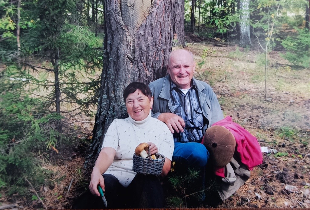 Бабины в лесу(сайт).jpg