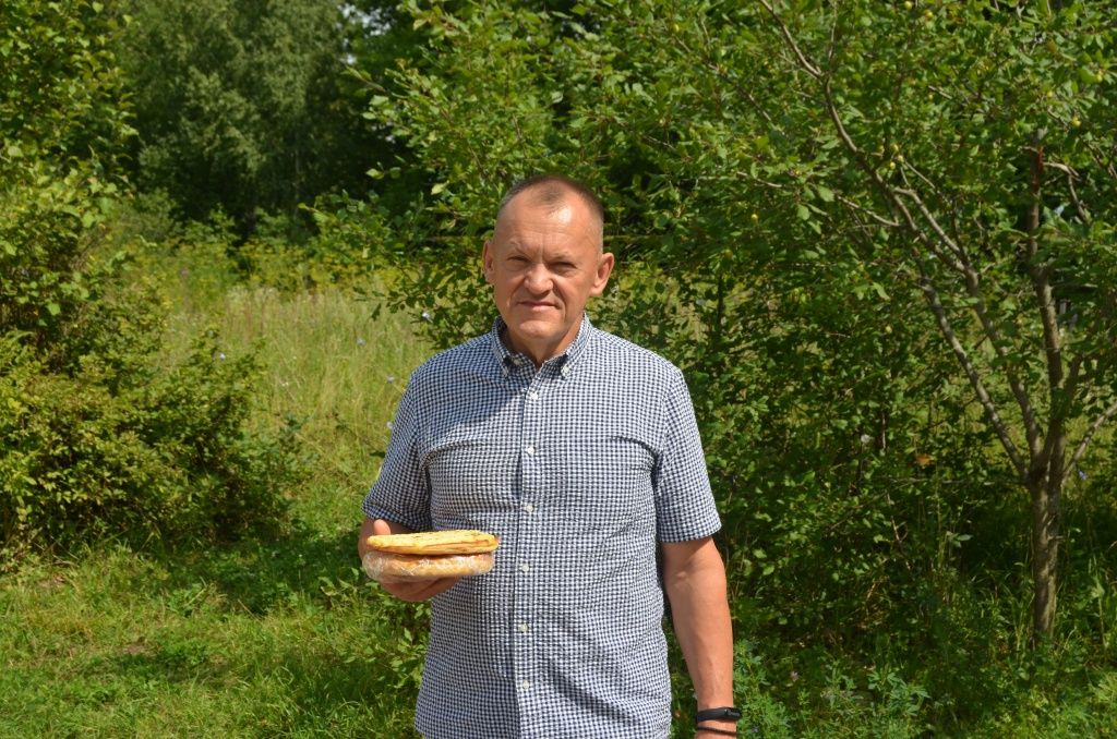 Владимир Кожанов давно уже стали своим на сернурской земле.JPG
