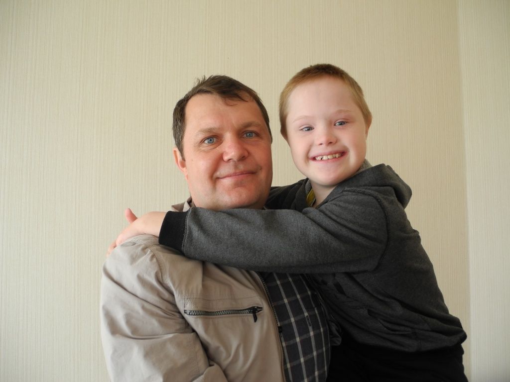 Алексей Кропотов с сыном Романом. (Фото Натальи Кулишовой).