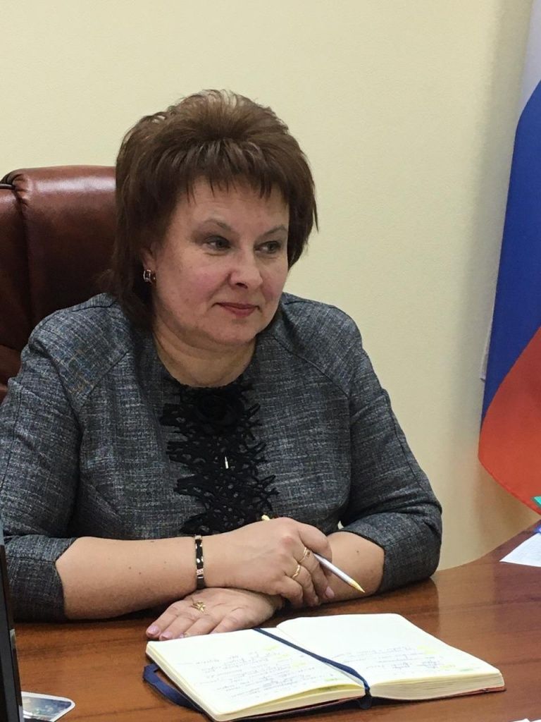 министр Адамова.jpg