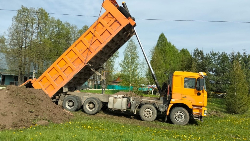 WhatsApp Image 2025-05-14 at 08.06.08 (1).jpeg