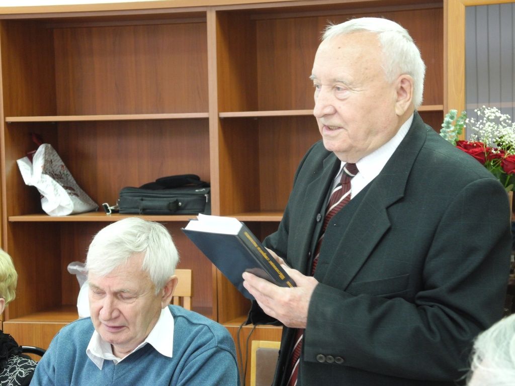 Память - в делах. (Фото Натальи Кулишовой).