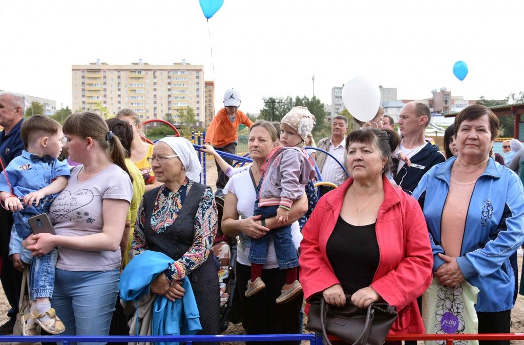 Знаменательный день для волжан. (Фото пресс-службы Главы РМЭ).