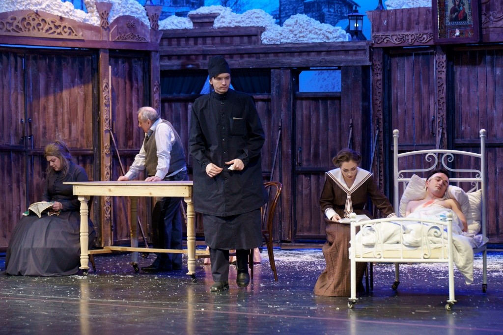 Когда артисты из Дагестана играют русскую историю - это всегда интересно.jpg