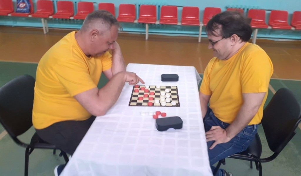 Шашки - это тоже очень серьезно! (Фото предоставлено МРО ВОИ).