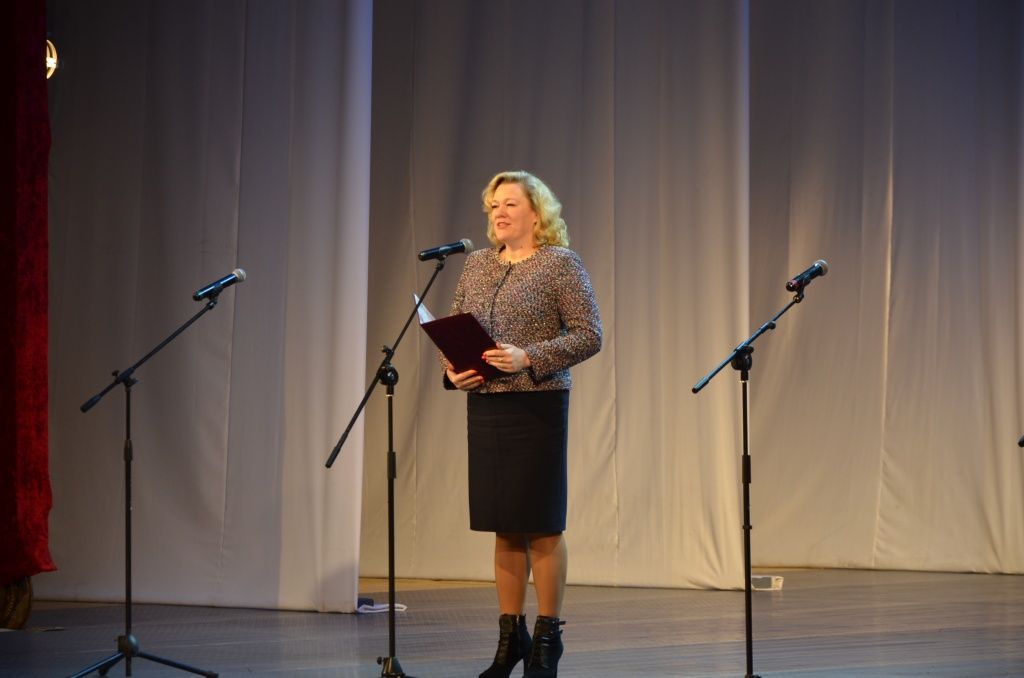 Приветствие Главы РМЭ зачитала заместитель Председателя Правительства Илга Дравниеце. (Фото Минсоцразвития РМЭ).