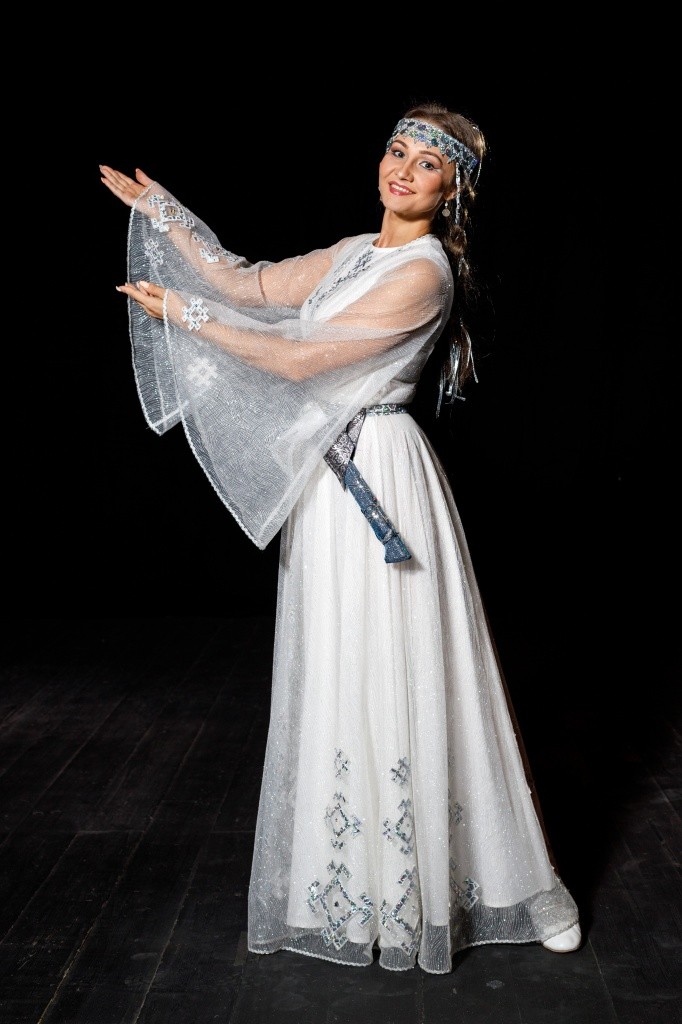 pg Ший Пампалче -одна из любимых ролей Марины Воронцовой. Фото Валерия Тумбаева.jpg