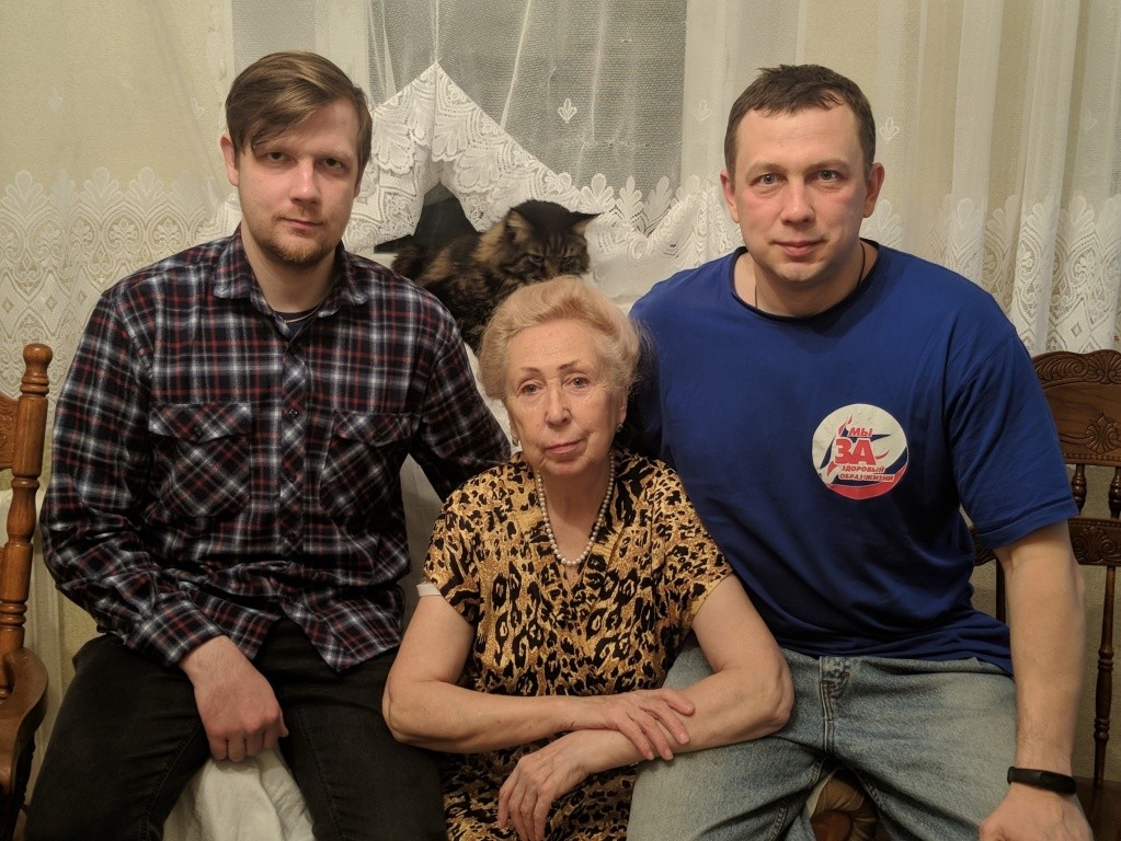 Сыновья Евгений и Олег – опора мамы