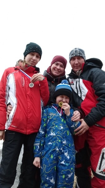 Писаревы. Все теперь рыболовы-спортсмены..jpg