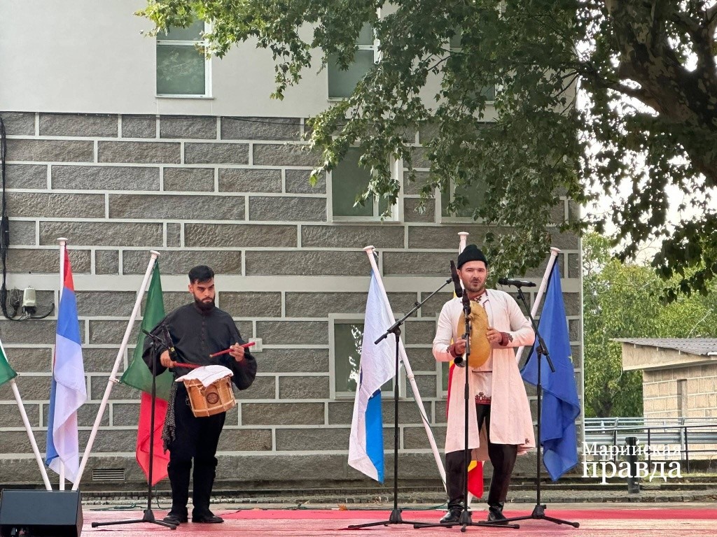 На помощь Ивану пришел барабанщик- испанец. На помощь Ивану пришел барабанщик- испанец 1.jpg