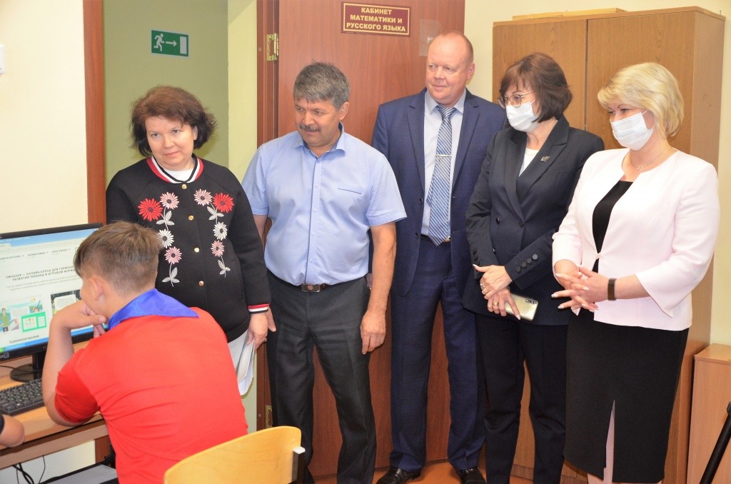 Почетные гости праздника. (Фото Минсоцразвития РМЭ).