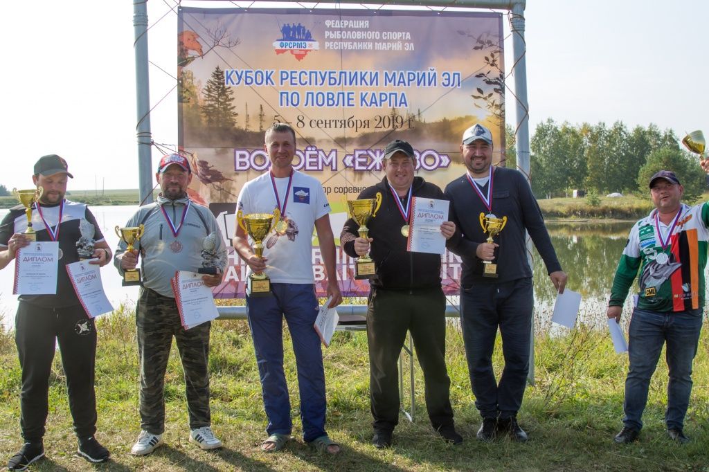 Команды-призеры в карповом марафоне Команды-призеры в карповом марафоне