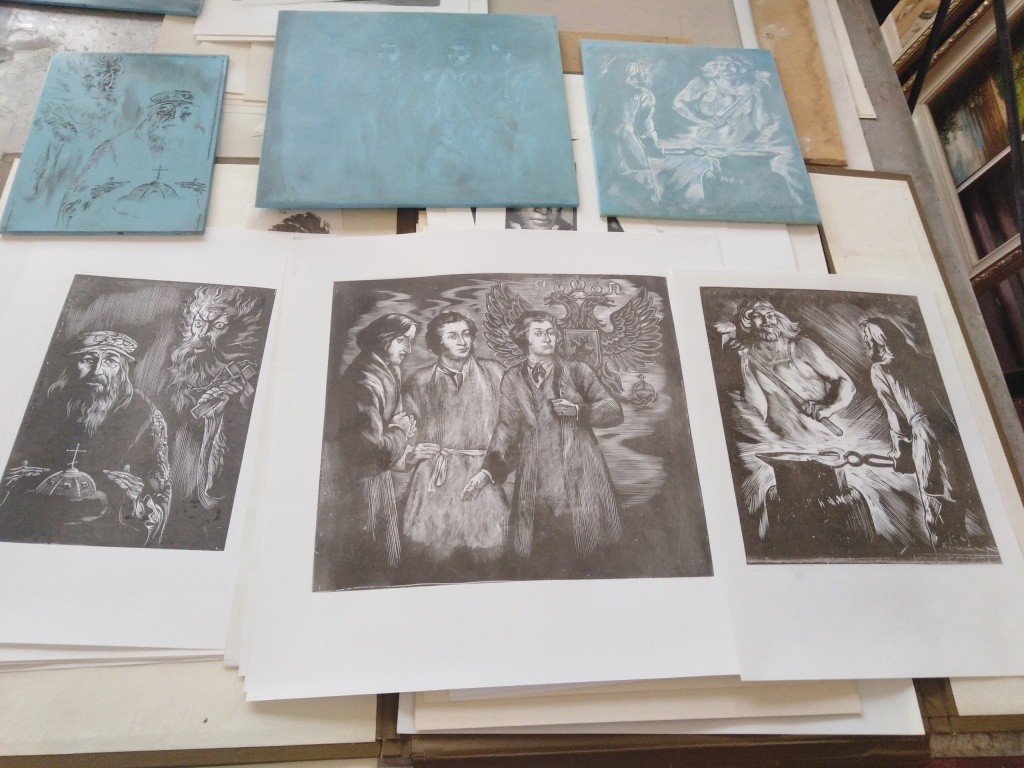 Будущий триптих Великая семья. Фото Марины Оленевой.jpg