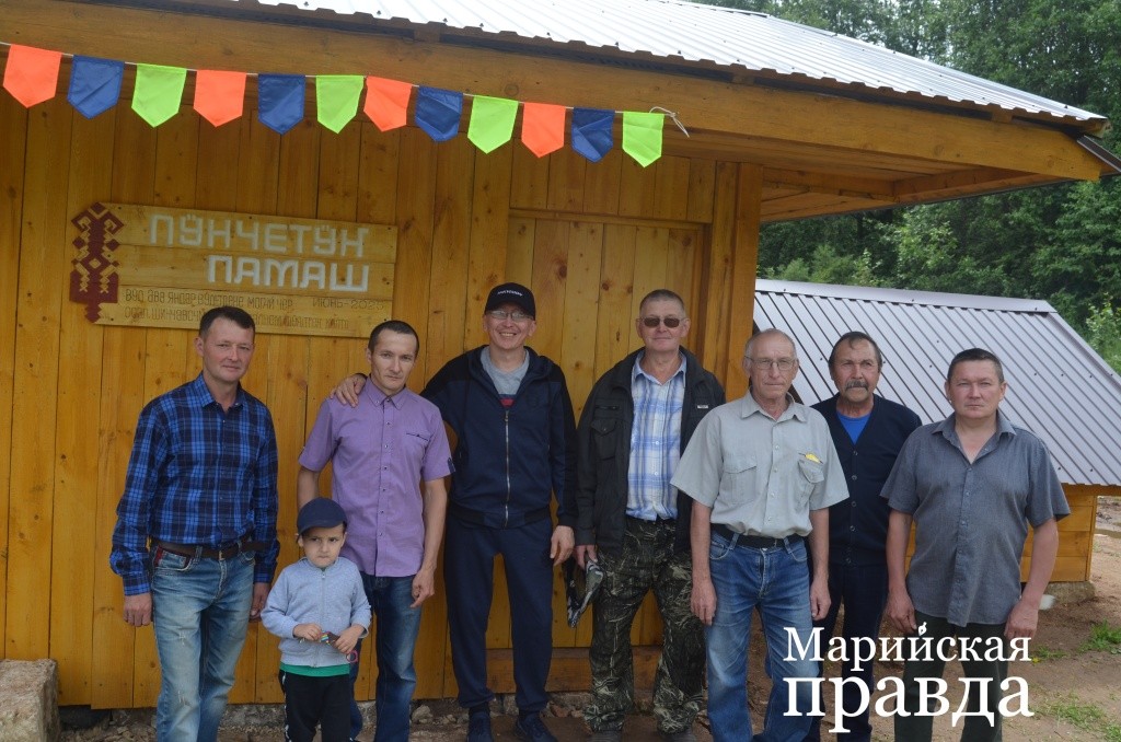 Деревенские активисты, которые трудились на обустройстве ключа 1.jpg