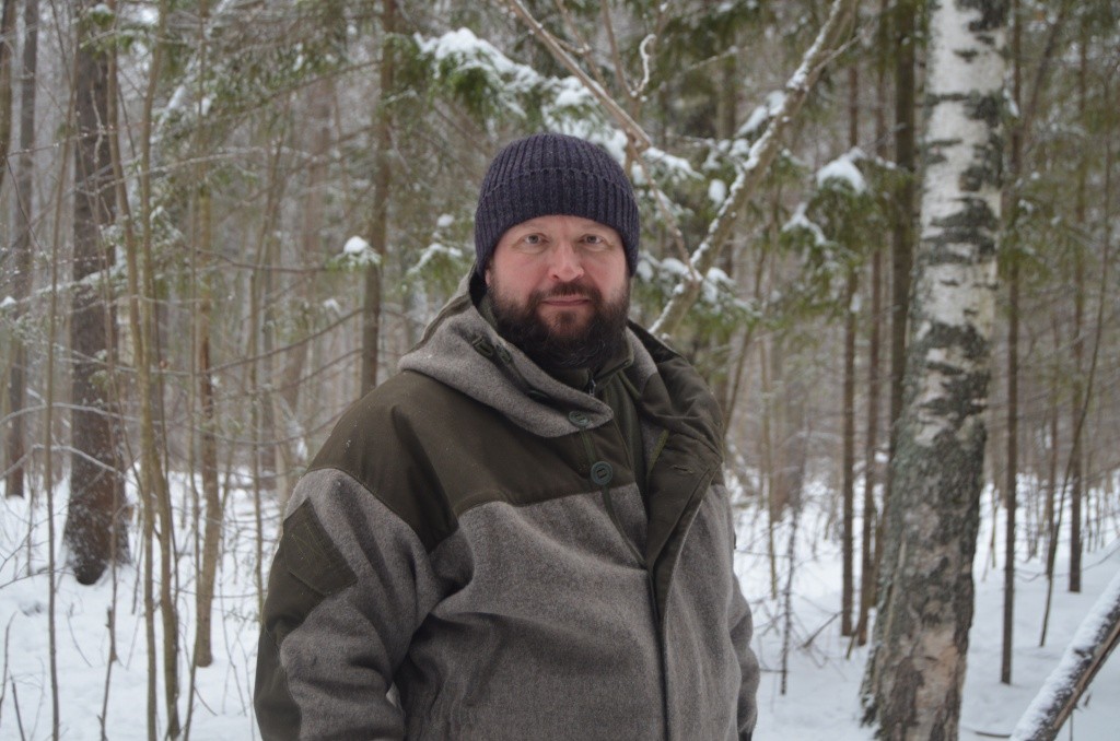 Госинспектор Минприроды РМЭ Михаил Дудин медведи слетаются на овес как пчелы на мед.JPG