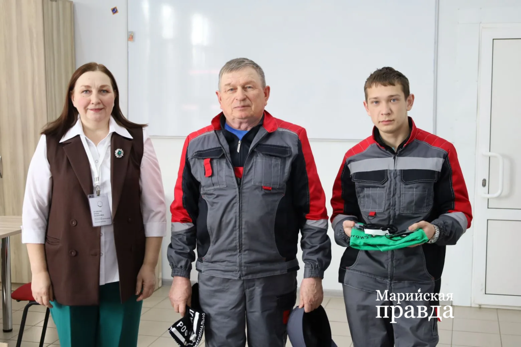 Воспитанник Эдуарда Аркадьевича студент АСТ и участник Богдан Никитин стал победителем регионального этапа чемпионата. Воспитанник Эдуарда Аркадьевича студент АСТ и участник Богдан Никитин стал победителем регионального этапа чемпионата Профессио.png