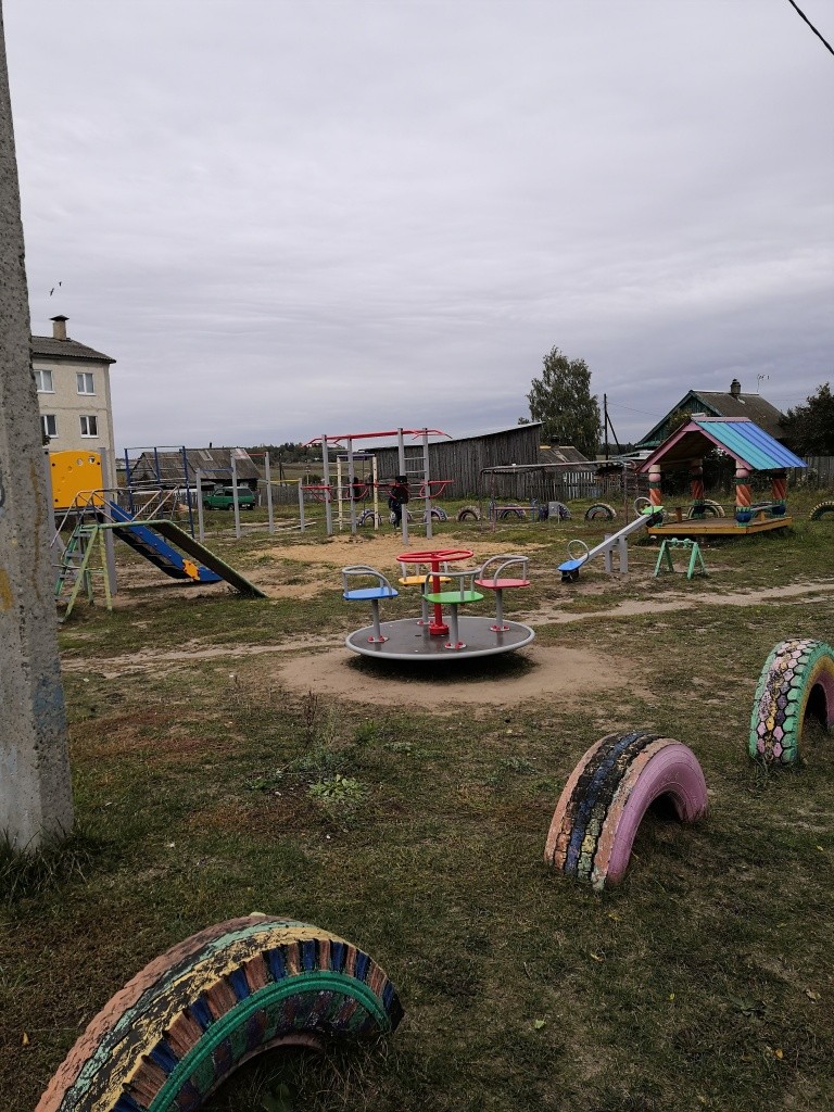 Игровая площадка нынче преобразилась.jpg