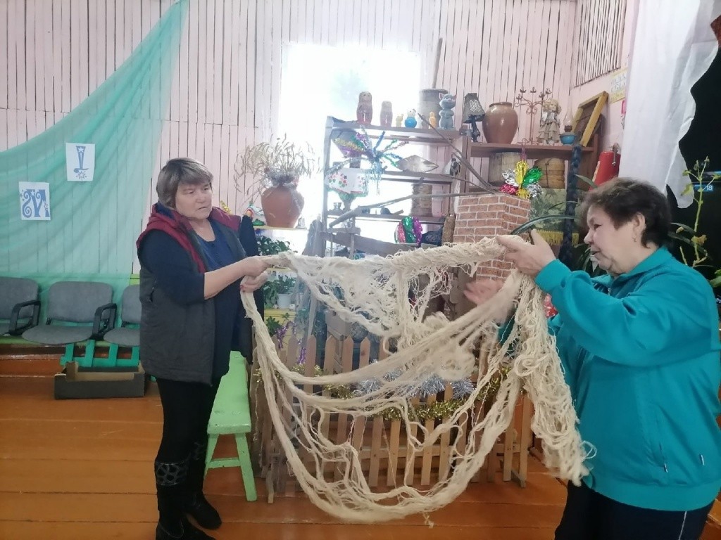 Распутать старинную пряжу не так-то просто.jpg