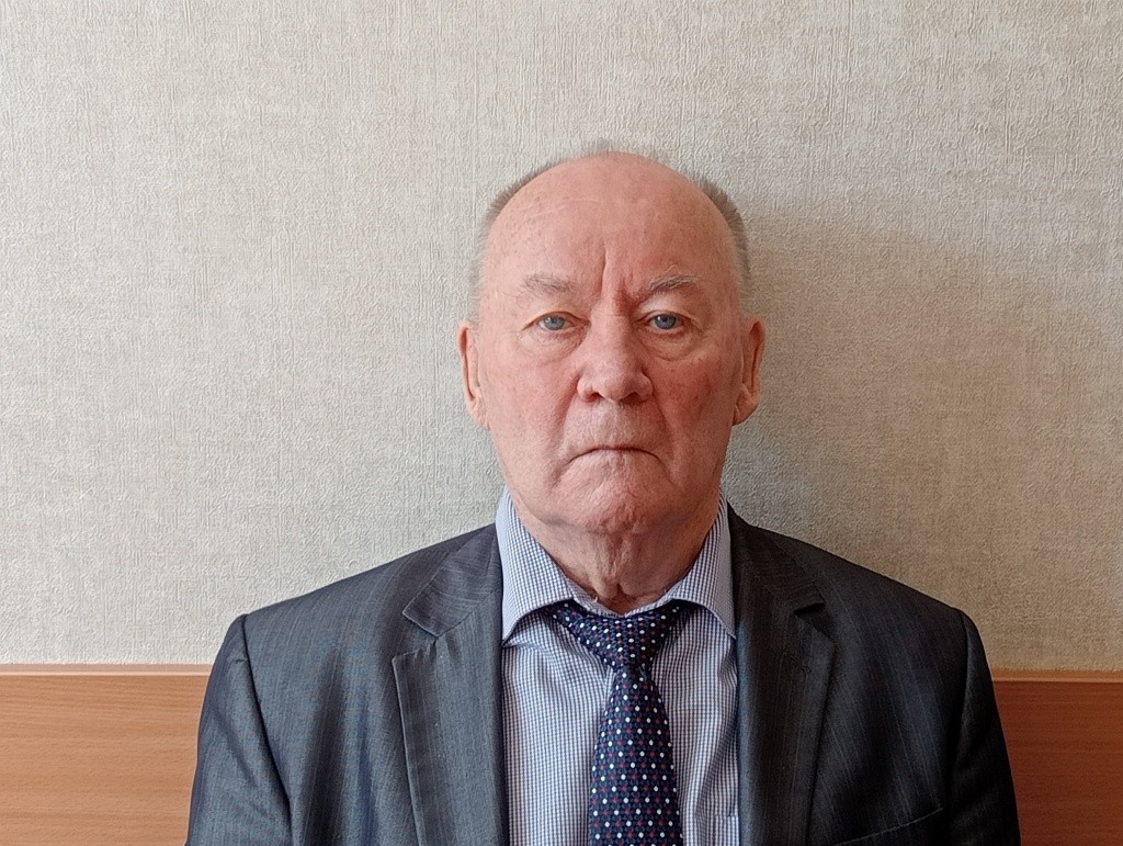 Виктор Попов.jpg