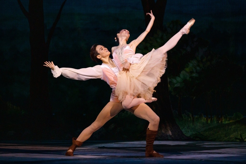 Великолепные Кристина Михайлова и Итару Нада. Фото Евгения Никифорова (2).jpg